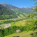 Alpenbauernhaus Konzett * شرنز