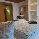 Apartamento Alpenbauernhaus Konzett