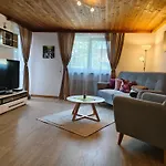 アパート Alpenbauernhaus Konzett