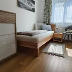 Alpenbauernhaus Konzett Apartamento
